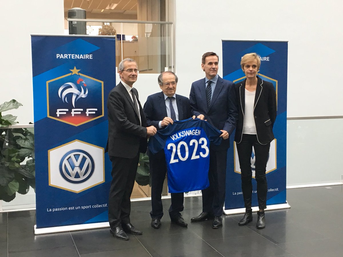 Volkswagen thu hút giới đầu tư nhờ World Cup