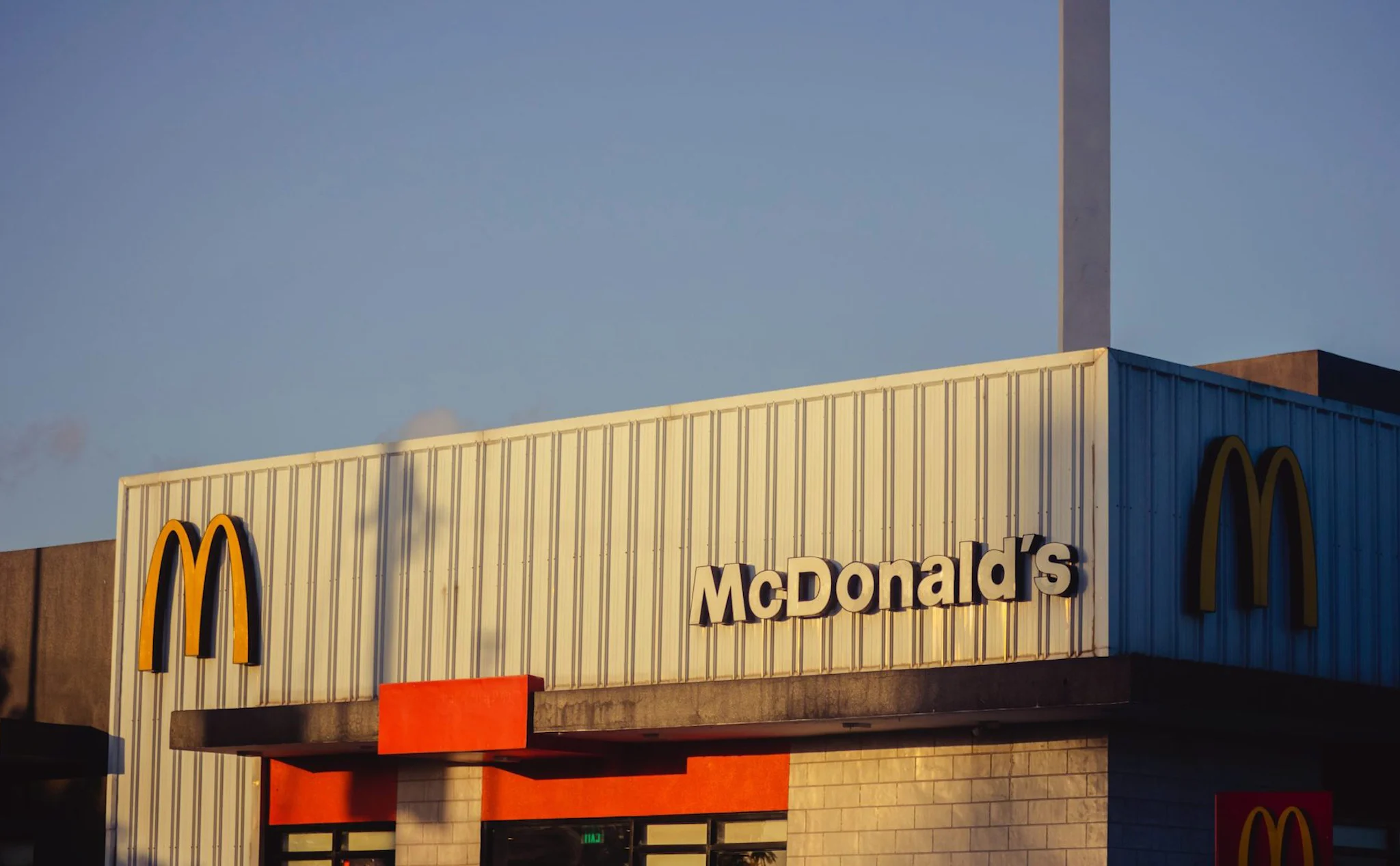 Cổ phiếu McDonald's có còn là món hời sau khi mất hết tăng trưởng của một năm?